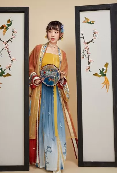 神仙阵容汉服怎么搭配图片　仙气飘飘的汉服-第1张