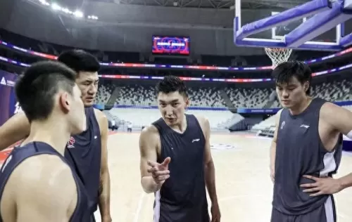鲨鱼攻击阵容最新搭配图片　白鲨新赛季什么阵容-第4张