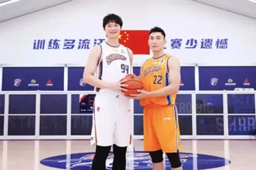 鲨鱼攻击阵容最新搭配图片　白鲨新赛季什么阵容-第3张
