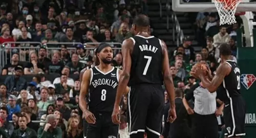 篮网勇士巅峰对决阵容搭配　nba勇士对篮网的比赛-第6张