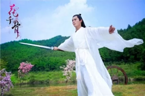 花千骨游戏妖神造型　花千骨妖神最霸气图片-第1张