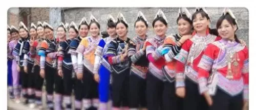 云南人结婚阵容搭配图片(云南结婚是男方先办还是女方先办)-第5张