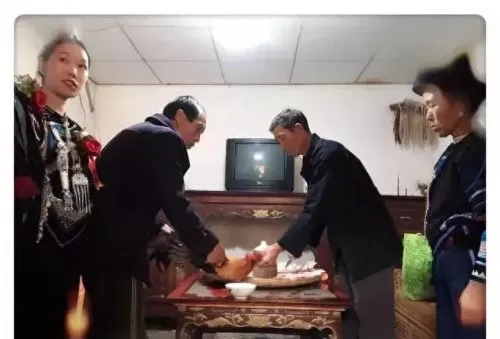云南人结婚阵容搭配图片(云南结婚是男方先办还是女方先办)-第19张