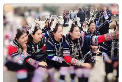 云南人结婚阵容搭配图片(云南结婚是男方先办还是女方先办)-第32张