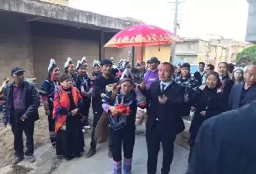云南人结婚阵容搭配图片(云南结婚是男方先办还是女方先办)-第52张