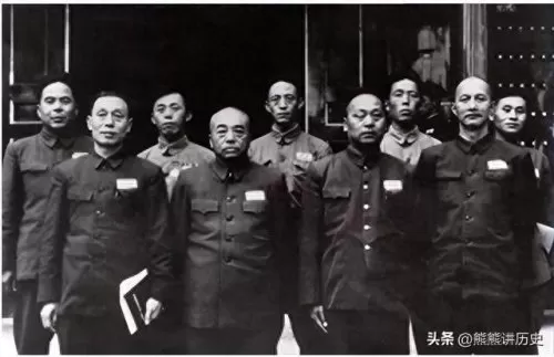 十三兵团阵容搭配表图　s33赛季更新时间-第2张