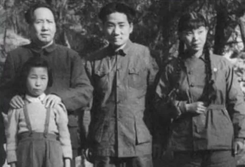 黄月英是哪年出生　黄月英是谁-第7张