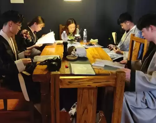 明日之后朋友圈怎么发　怎么发朋友圈的句子-第1张