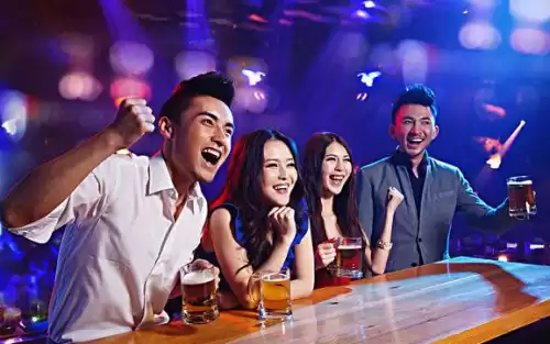 369喝酒游戏怎么玩　适合一群人喝酒玩的游戏-第2张