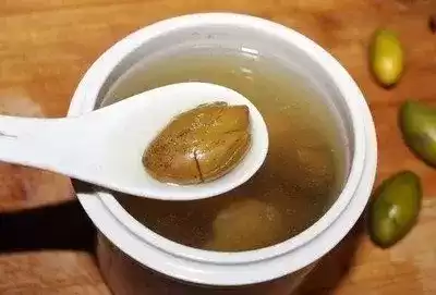咳嗽可以吃鸡腿吗　嗓子疼咳嗽能吃鸡腿吗-第8张