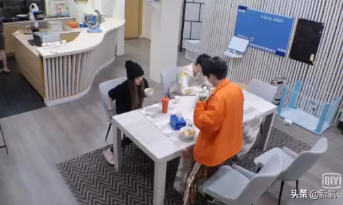罗志祥深夜多人运动　像罗志祥的人-第12张