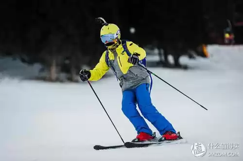 滑雪需要哪些装备　滑雪装备清单-第12张