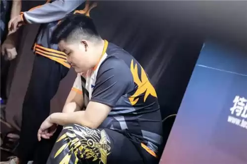 cf手游陀螺仪和手搓什么意思　手搓玩家的含义-第3张