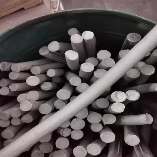 存在矿石里四方体白色金属是什么　金属矿物-第10张