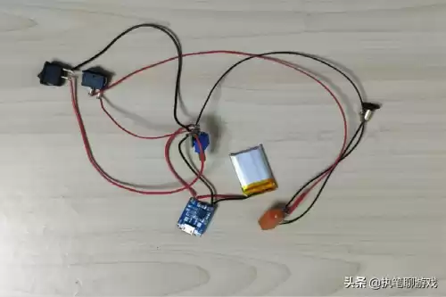 小黄鸡辅助怎么用　辅助用什么-第1张