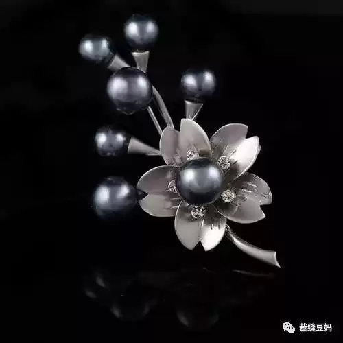 服装灰色怎么介绍　灰色系服装-第3张