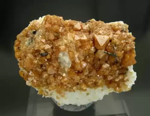 白铁矿首饰有辐射吗　小首饰会辐射太大-第54张