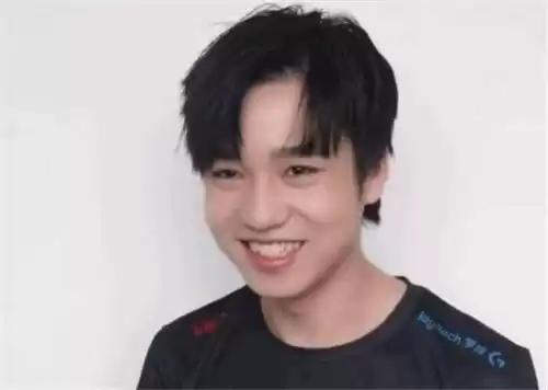 刀妹打俄洛伊好打吗　lol什么英雄打刀妹好打-第1张