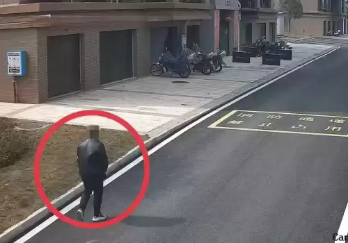 摩托车上的月牙钥匙在哪里　摩托车钥匙上的磁铁有什么用-第2张