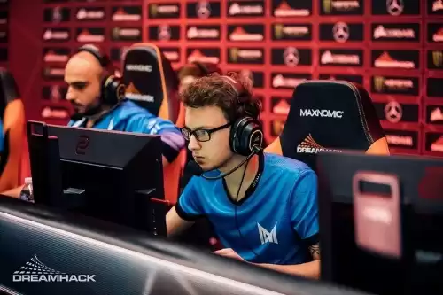 dota2奇迹哥miracle去哪个队了　team spirit dota2成员-第2张