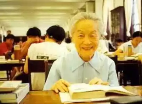 物欲横流的社会什么意思　物欲横流能形容人吗-第8张
