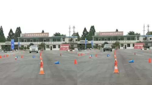 大指挥官多少钱一辆　大指挥官报价-第10张
