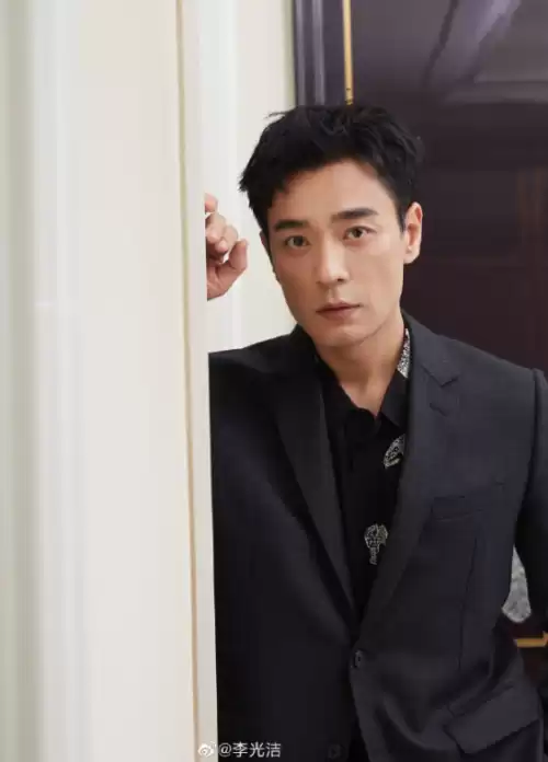 杜拉拉升职记来电是什么　杜拉拉升职记导演-第3张